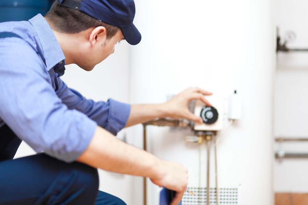 Top 5 Signs You Need Professional Plumbing Services